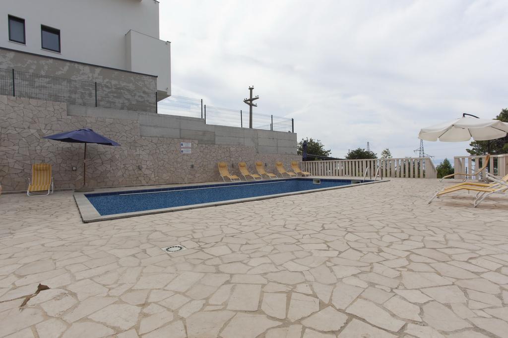 Apartments Damjanovic Makarska Exterior foto
