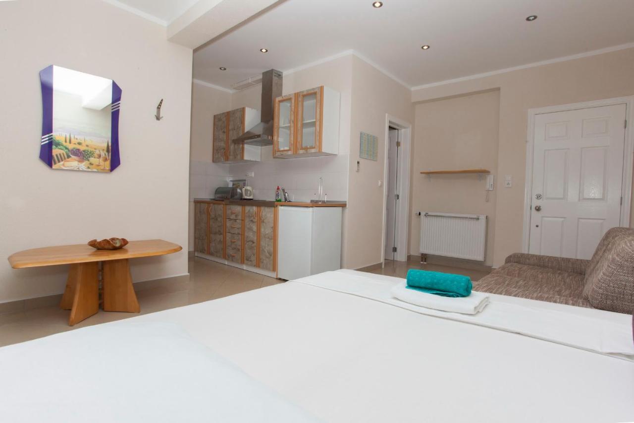 Apartments Damjanovic Makarska Exterior foto
